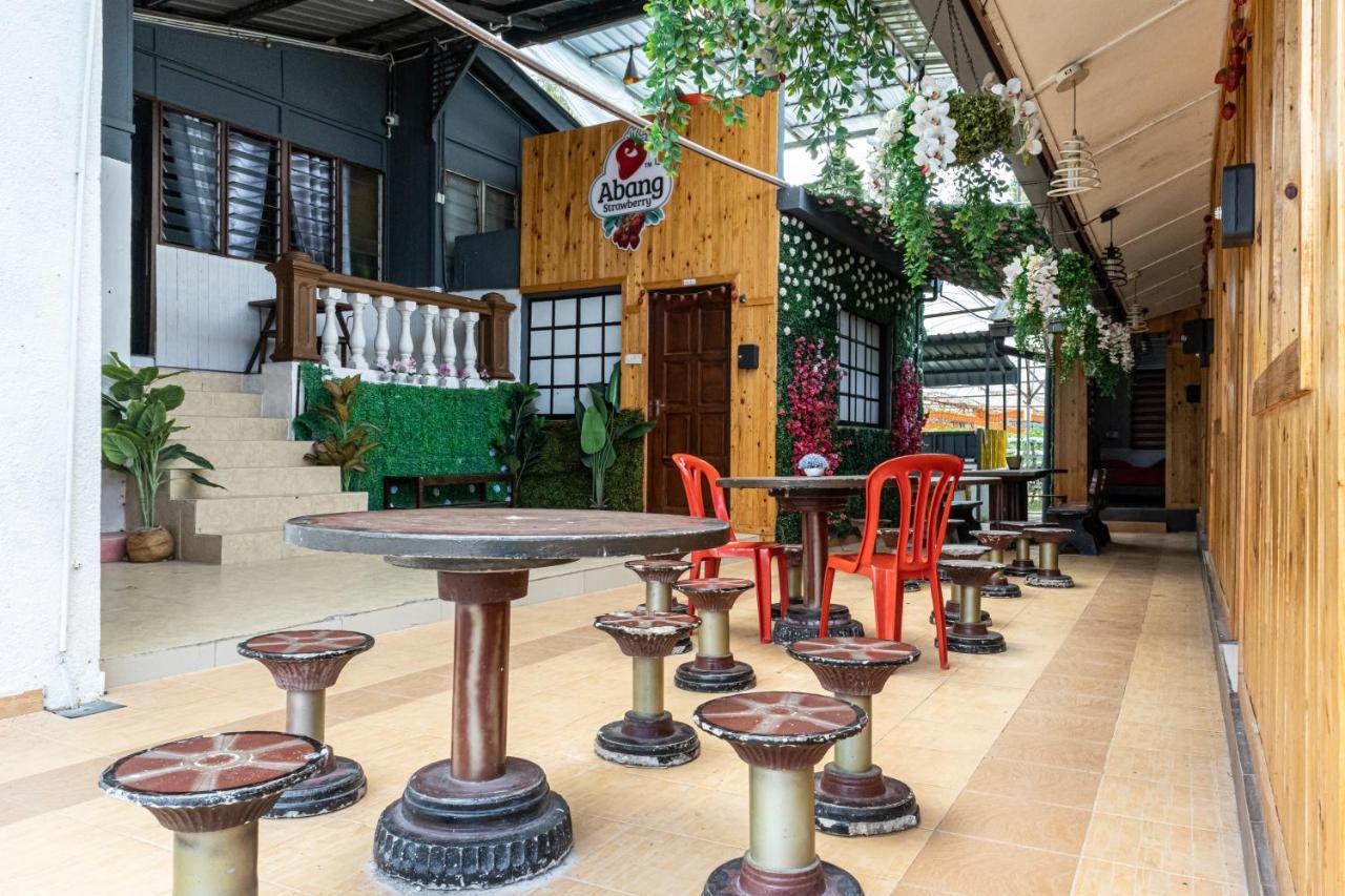 Aiza Homestay Opposite Abang Strawberry Taman Sedia Tanah Rata Eksteriør bilde