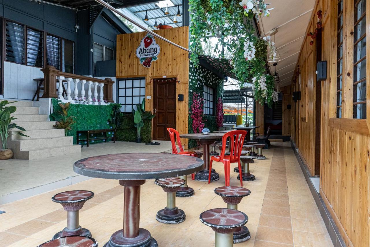 Aiza Homestay Opposite Abang Strawberry Taman Sedia Tanah Rata Eksteriør bilde